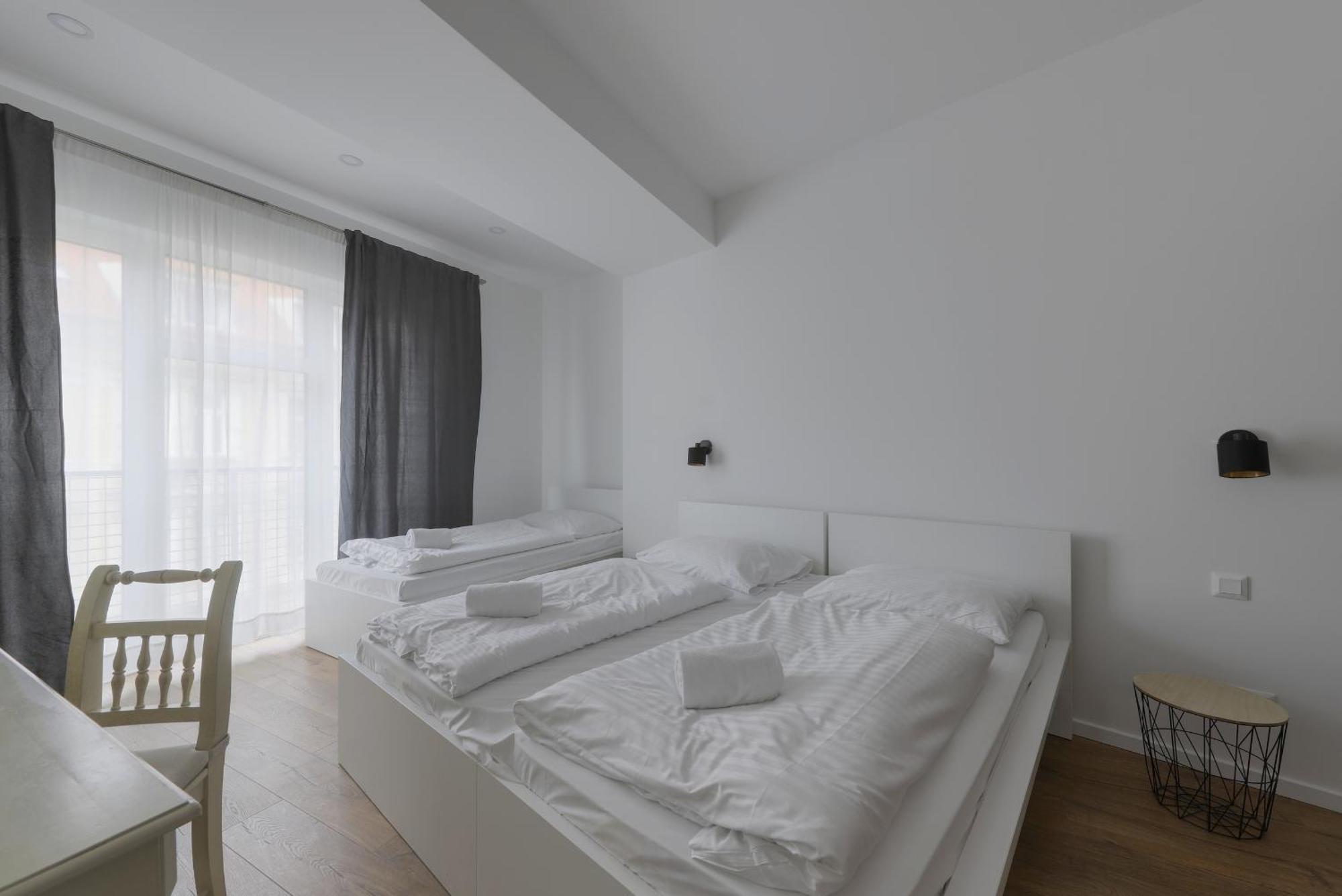 Shone Apartment Old Town 2 Bedroom Bratislava Exterior photo