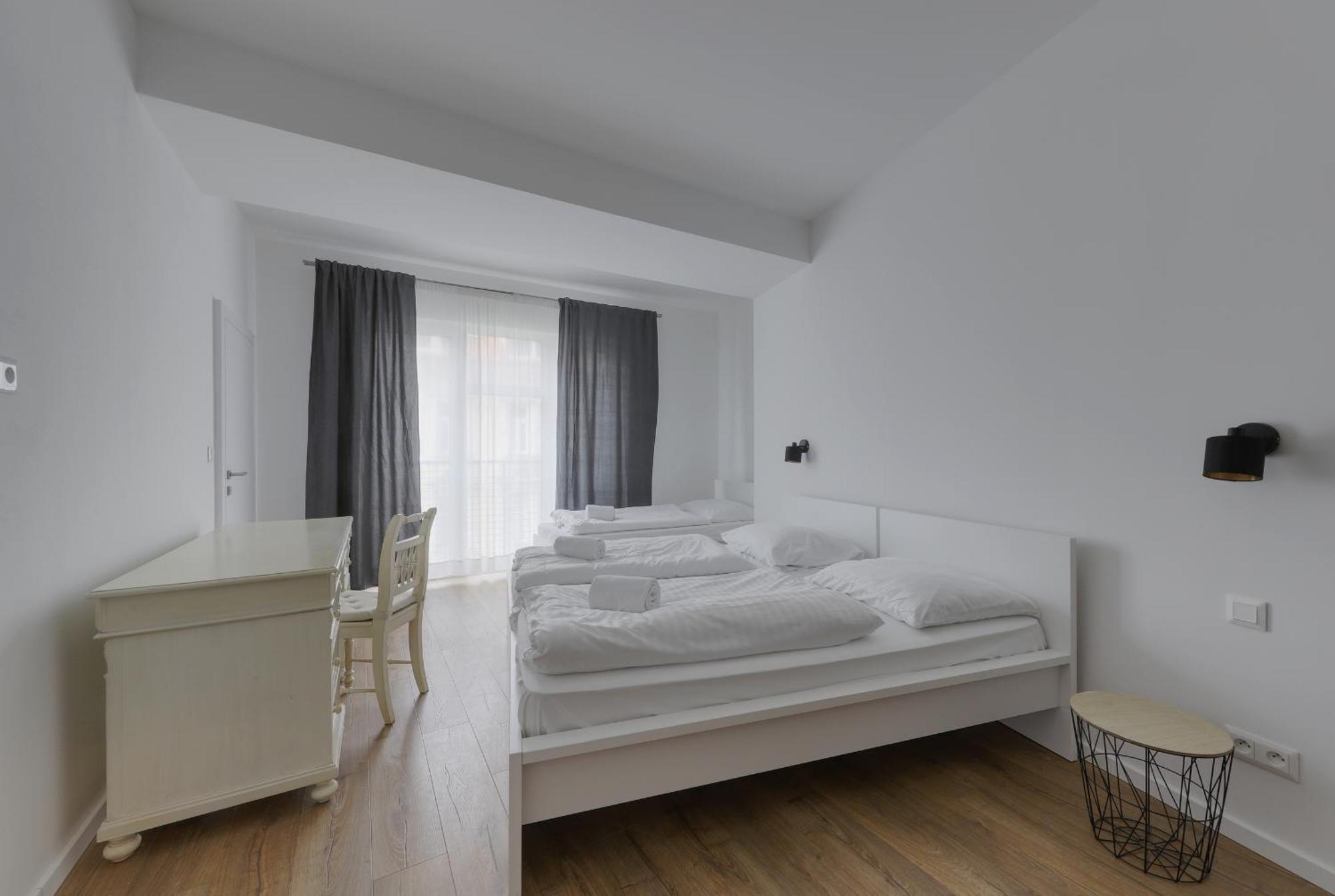 Shone Apartment Old Town 2 Bedroom Bratislava Exterior photo